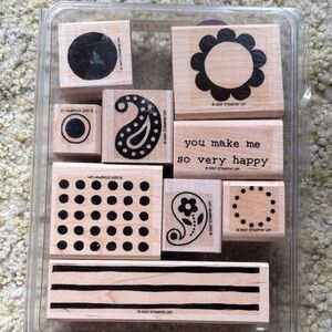 Stampin' Up! Two-step Stampin’ So Happy Stamp Set in Black and Natural Wood